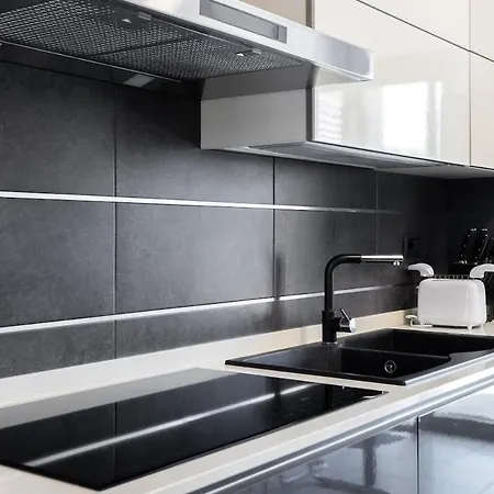Maison Des Amis - With Parking, Private Courtyard And Wifi شقة *