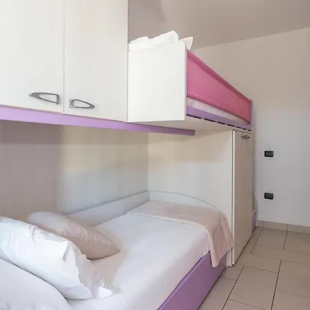 Maison Des Amis - With Parking, Private Courtyard And Wifi شقة *