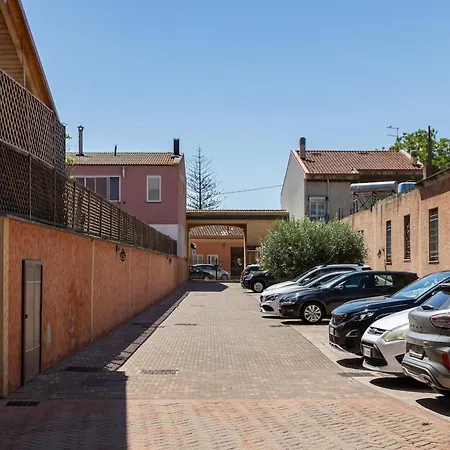 Maison Des Amis - With Parking, Private Courtyard And Wifi *